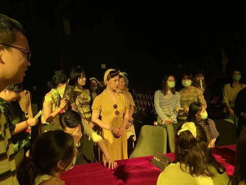 回到民国吃瓜,穿越时空的吃瓜之旅