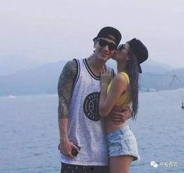 兄妹打架遇到吃瓜,吃瓜群众围观现场