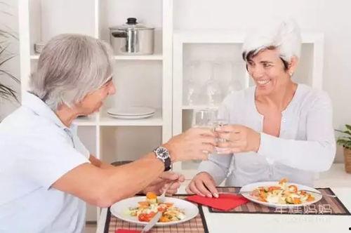 公婆吃瓜,揭秘家庭纷争背后的真相