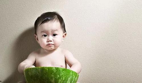 1岁多宝宝吃瓜,一岁多宝宝吃瓜趣事